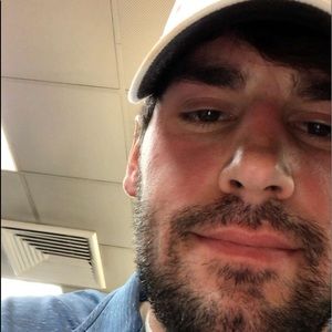 Meet your Posher, Seth